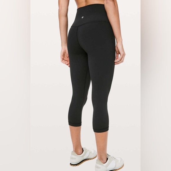 Lululemon Align Crop *21"-Black - Picture 2 of 8